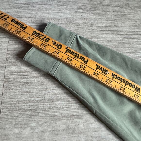 prAna Railay Tunic Button Up Shirt Top NWT M Sage Green Outdoor Long Sleeve - Picture 6 of 7